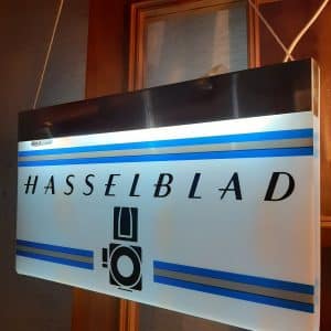 Hasselblad insegna luminosa anni 80/90