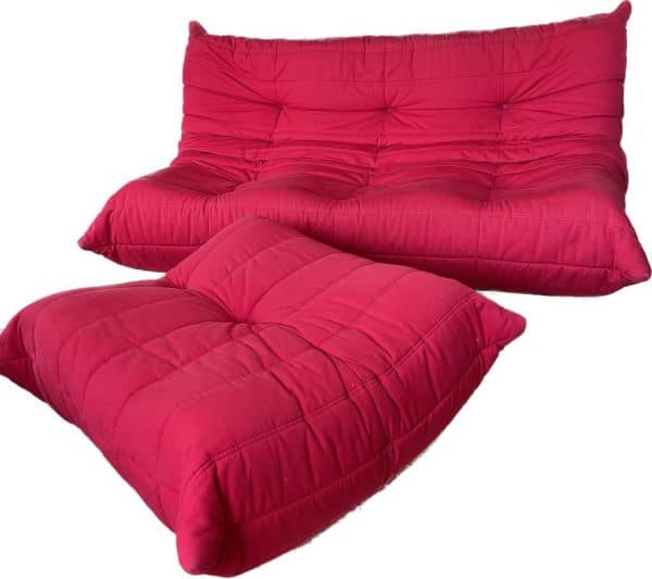 divano e pouf togo ligne roset anni 70