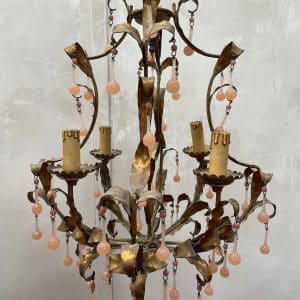 lampadario in ottone con pendagli in vetro