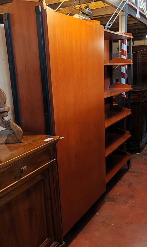 Libreria guardaroba vintage