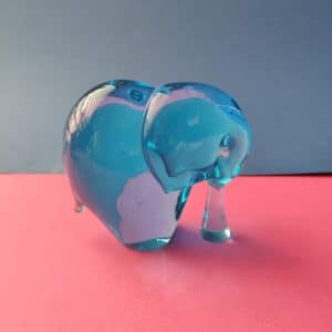 elefante fermacarte in vetro