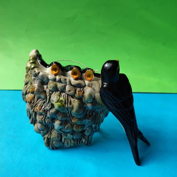 Nido di rondini in ceramica