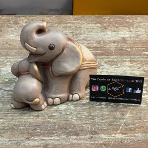 mamma elefante e cucciolo thun