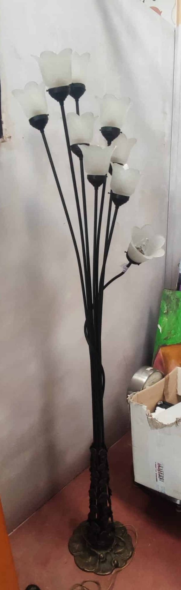 lampada piantana cielo terra a fiore