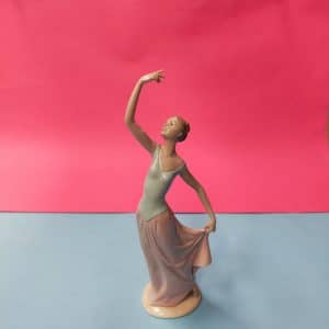 Ballerina La danza è finita Nao di LLADRO