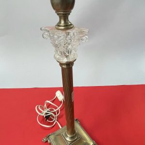 lampada da tavola a colonna